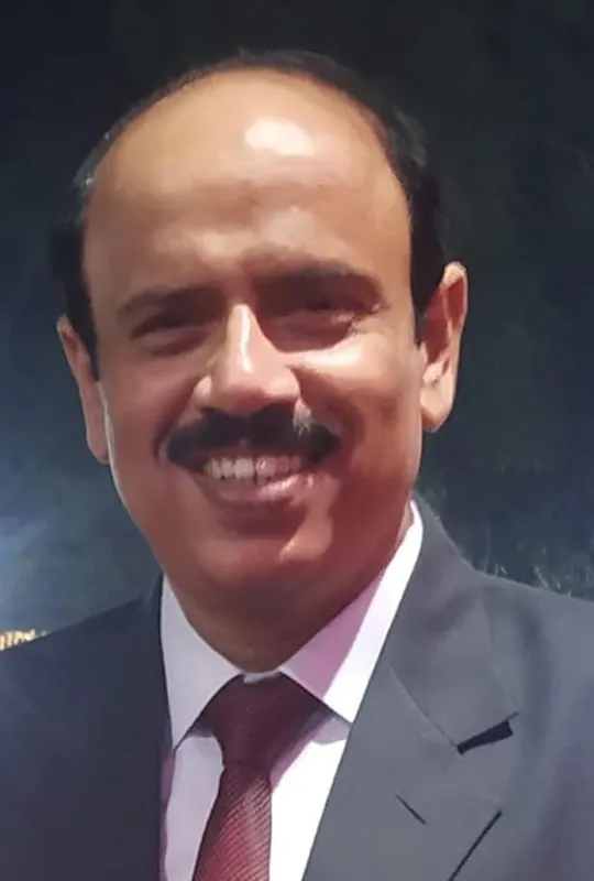 Portrait of Mr. Harish Hans